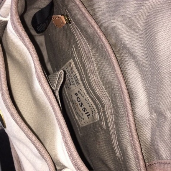 Fossil #54 crossbody bag safari boho style in EUC - Picture 6 of 10